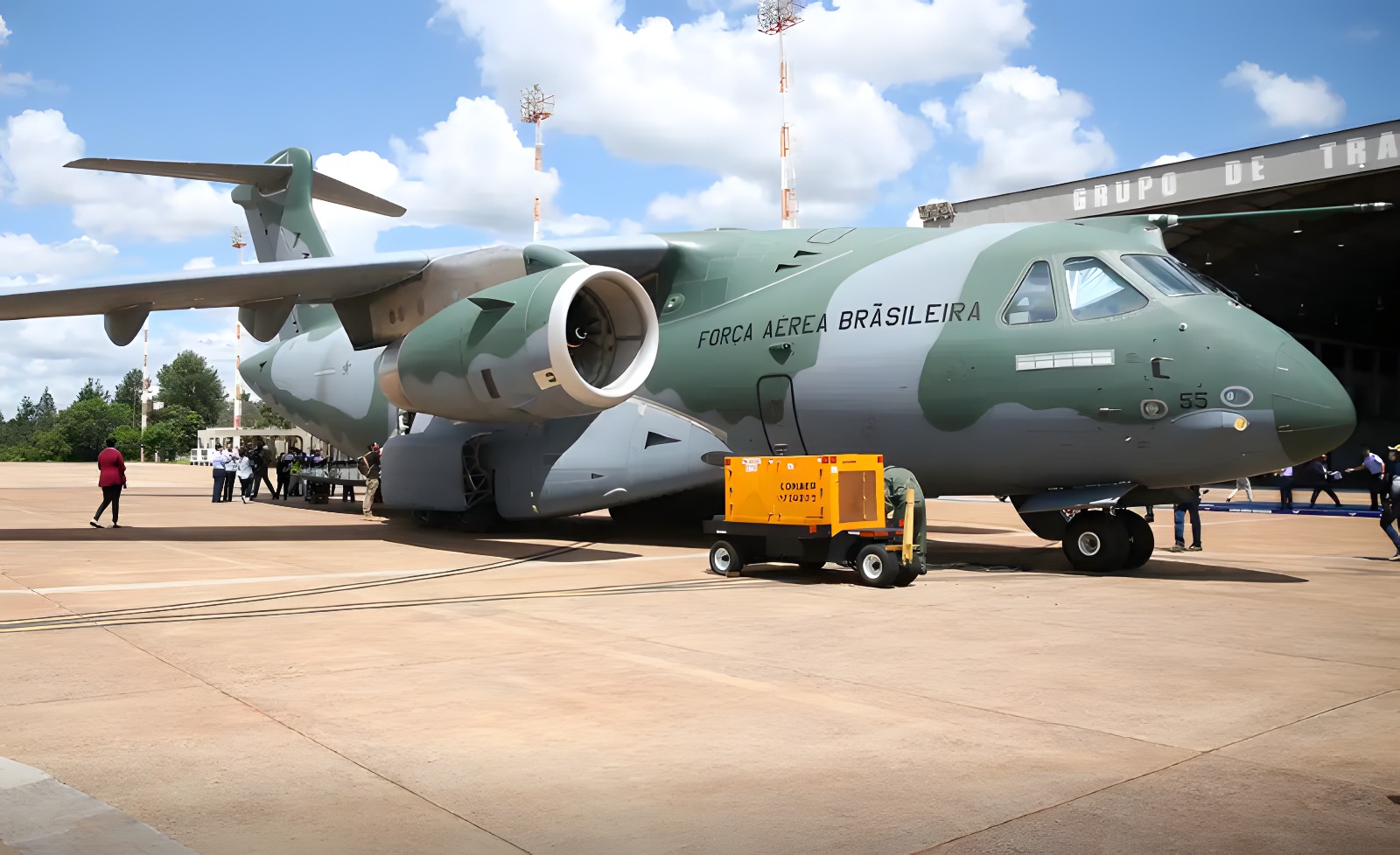 Governo enviará avião da FAB para resgatar brasileiros no Líbano Governo enviará avião da FAB para resgatar brasileiros no Líbano