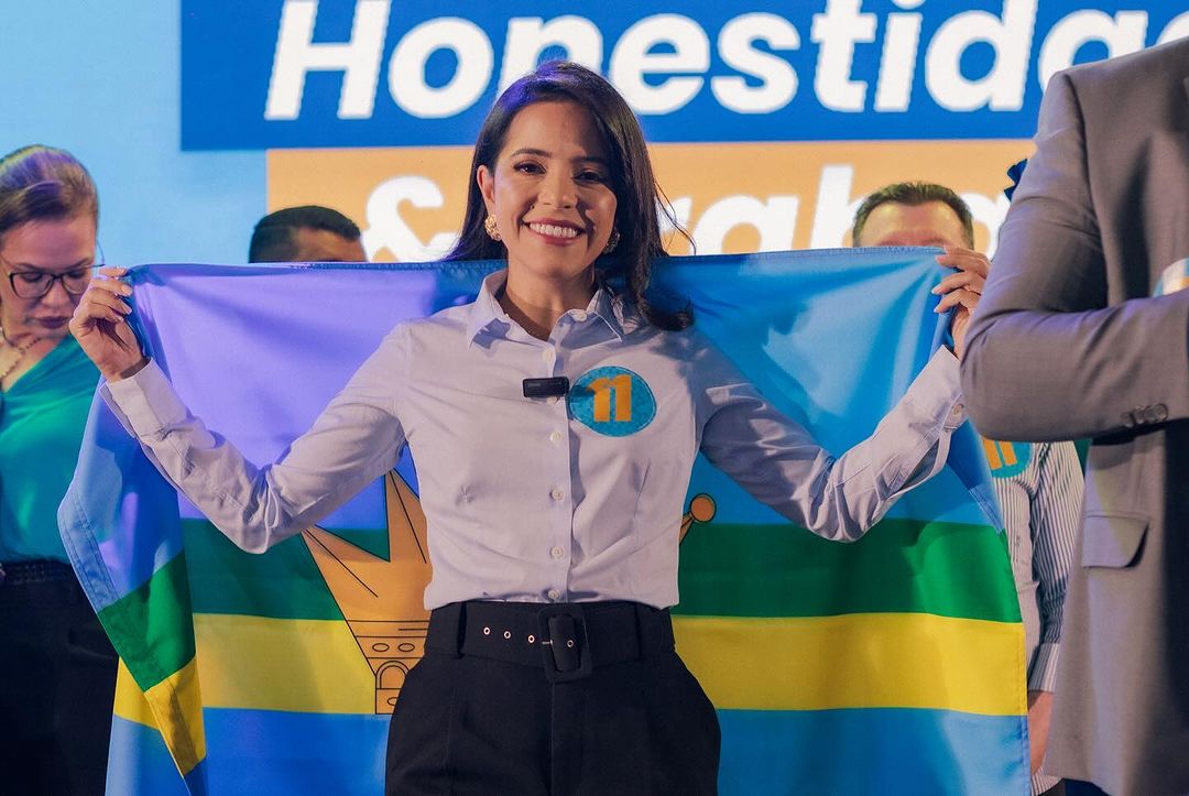 Delegada Fernanda lidera com 39,65% das intenções de voto Delegada Fernanda lidera com 39,65% das intenções de voto