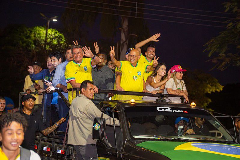 Bolsonaro faz comício em Aparecida nesta sexta em apoio a Professor Alcides Bolsonaro faz comício em Aparecida nesta sexta em apoio a Professor Alcides