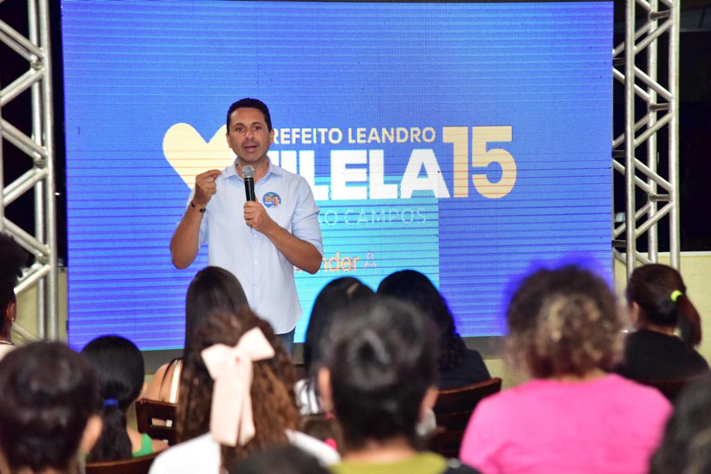 Leandro Vilela apresenta propostas para educação e saúde em Aparecida Leandro Vilela apresenta propostas para educação e saúde em Aparecida