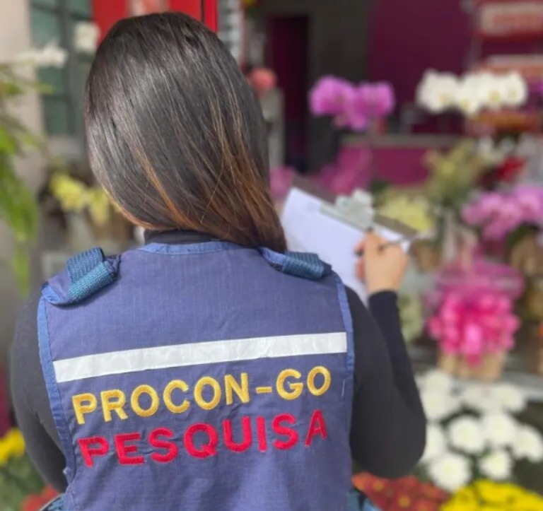 Procon aponta variação de até 574% no preço das flores Procon aponta variação de até 574% no preço das flores