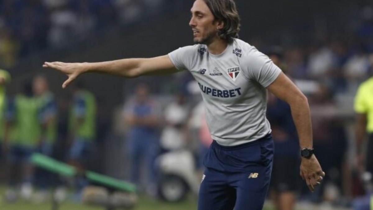 Zubeldía afirma que o gol do Criciúma foi um acidente e elogia as mudanças no São Paulo