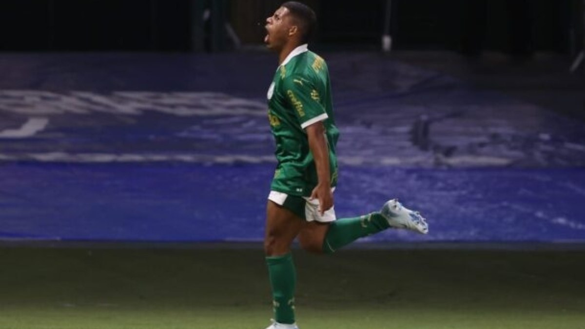 Palmeiras vence o Cruzeiro e abre vantagem nas quartas da Copa do Brasil Sub-20 Palmeiras vence o Cruzeiro e abre vantagem nas quartas da Copa do Brasil Sub-20