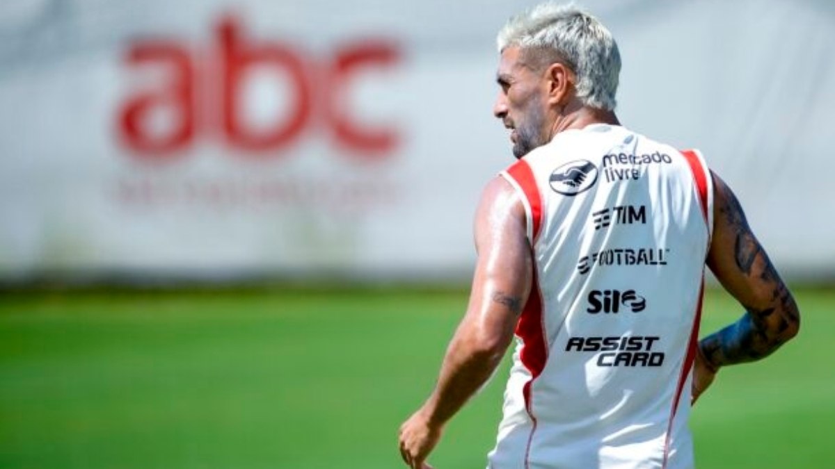 Flamengo treina sem folga com foco na Copa do Brasil Flamengo treina sem folga com foco na Copa do Brasil