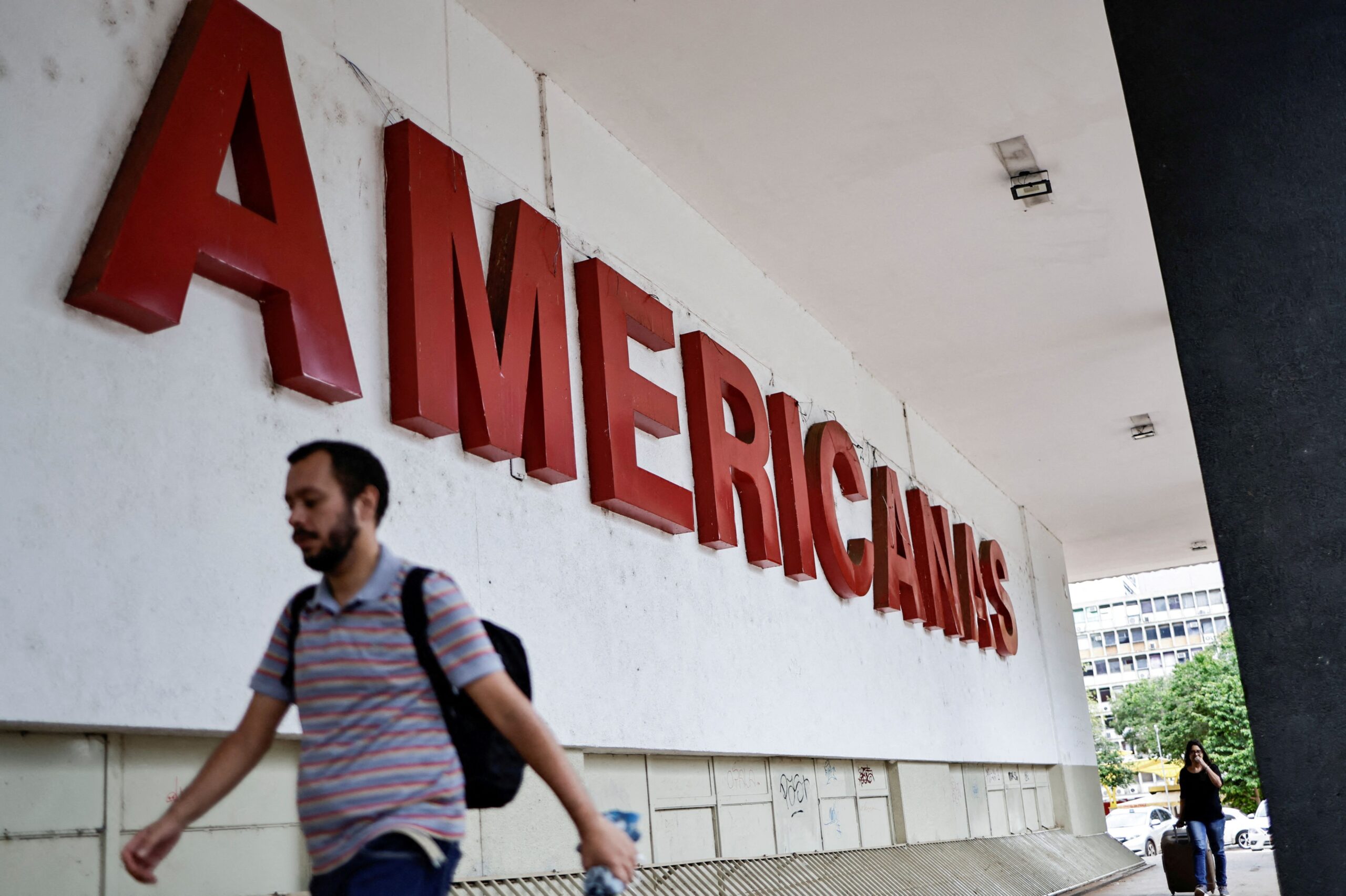 Americanas forjava contratos para mascarar resultados, aponta relatório Americanas forjava contratos para mascarar resultados, aponta relatório