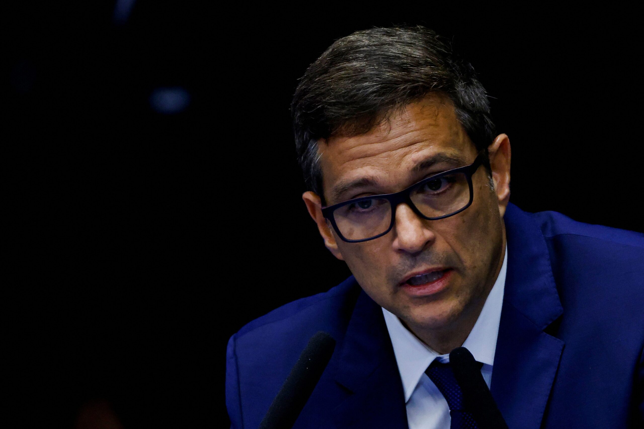 Pacote fiscal pode ajudar política de juros se impactar variáveis observadas pelo BC, diz Campos Neto Pacote fiscal pode ajudar política de juros se impactar variáveis observadas pelo BC, diz Campos Neto