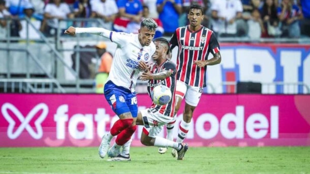 São Paulo aproveita os erros do Bahia e vence na Fonte Nova São Paulo aproveita os erros do Bahia e vence na Fonte Nova