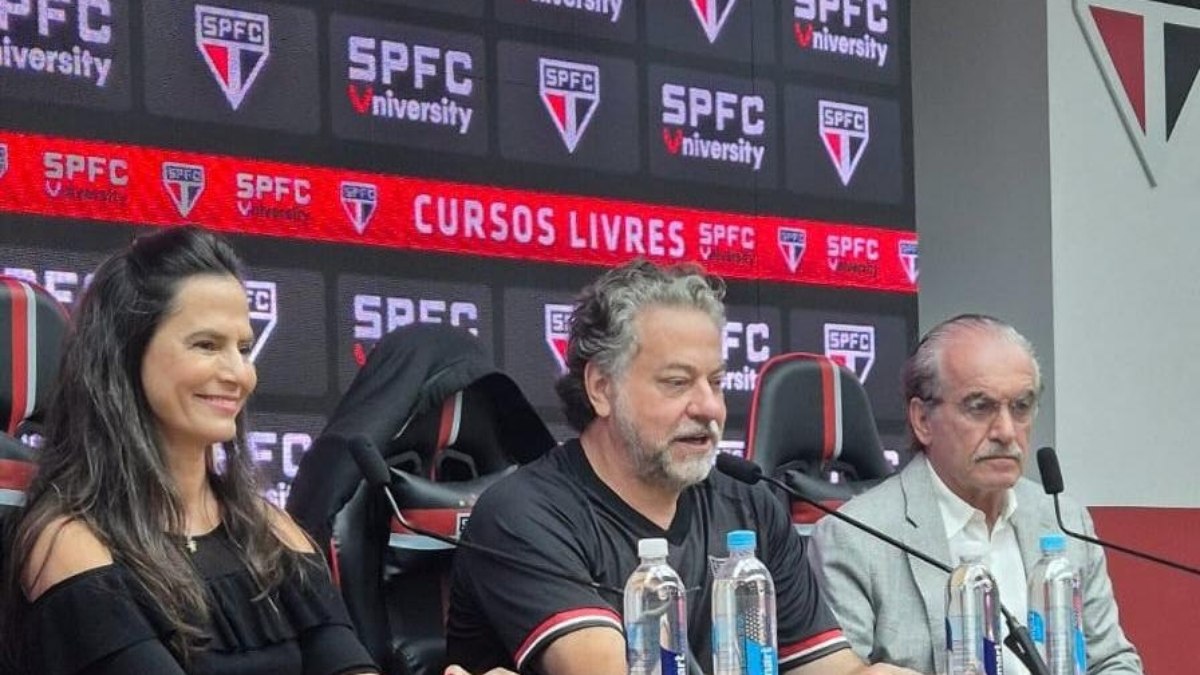 São Paulo anuncia lançamento de universidade com foco em futebol São Paulo anuncia lançamento de universidade com foco em futebol