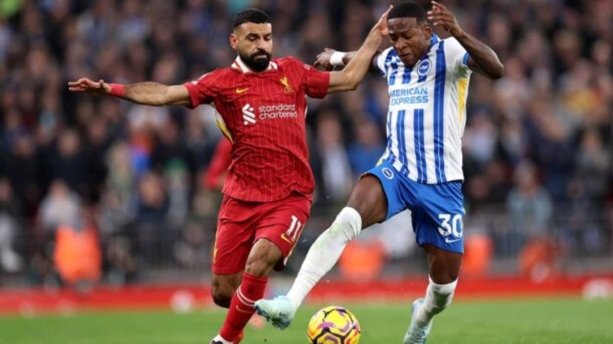 Liverpool vence, de virada, e reassume a liderança na Inglaterra Liverpool vence, de virada, e reassume a liderança na Inglaterra