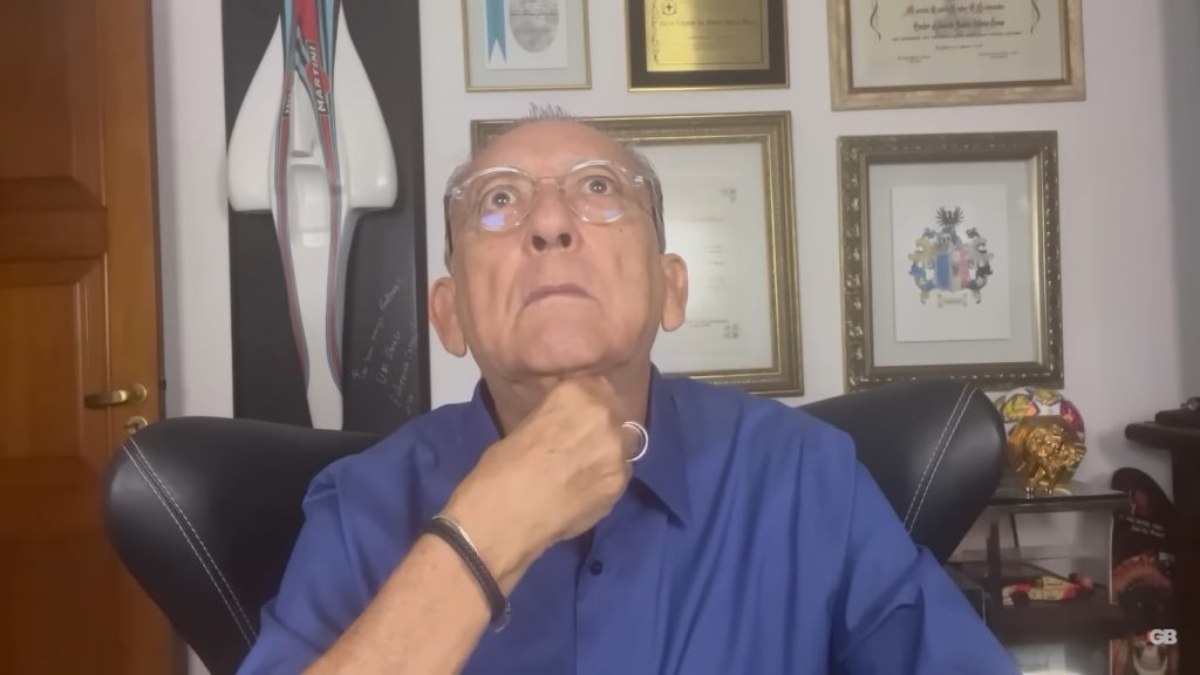 Galvão Bueno detona atuações da Seleção Brasileira: ‘ciclo vergonhoso’ Galvão Bueno detona atuações da Seleção Brasileira: ‘ciclo vergonhoso’