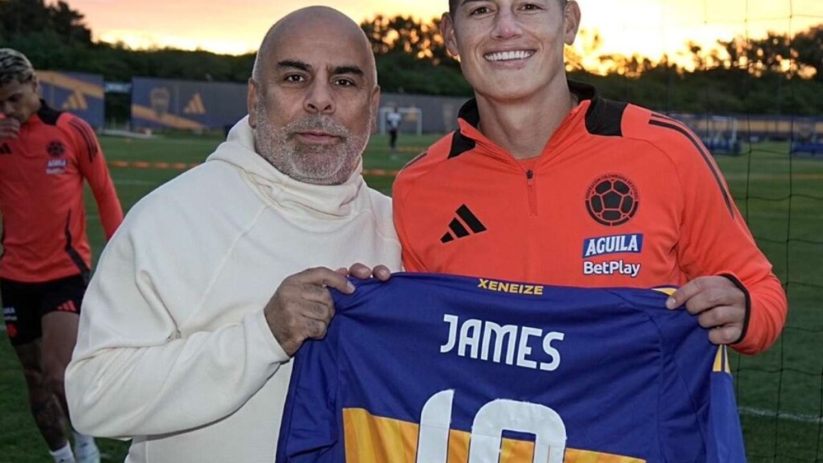 Nomes da seleção colombiana recebem presentes do Boca Juniors Nomes da seleção colombiana recebem presentes do Boca Juniors