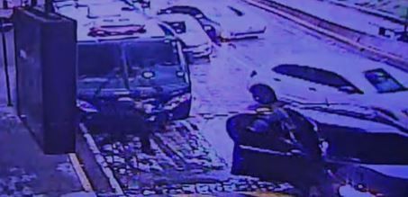 Polícia localiza armas e caregadores usados em atentado contra empresário ligado ao PCC Polícia localiza armas e caregadores usados em atentado contra empresário ligado ao PCC