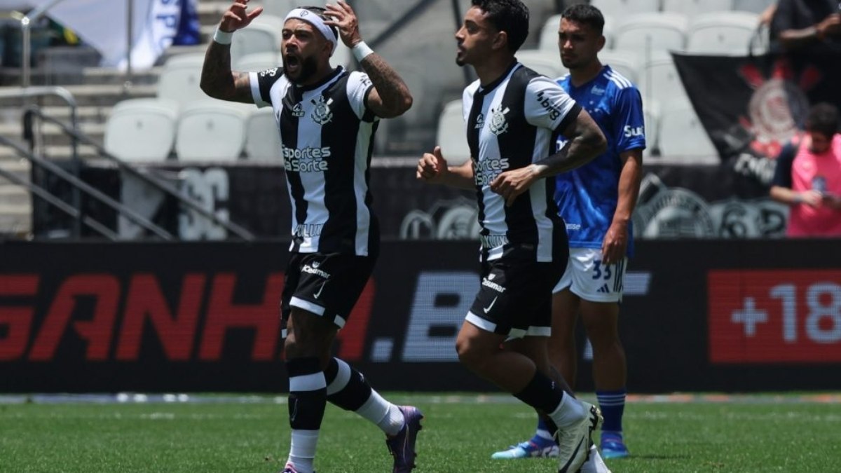 Corinthians vence o Cruzeiro em casa e sobe na tabela do Brasileirão Corinthians vence o Cruzeiro em casa e sobe na tabela do Brasileirão