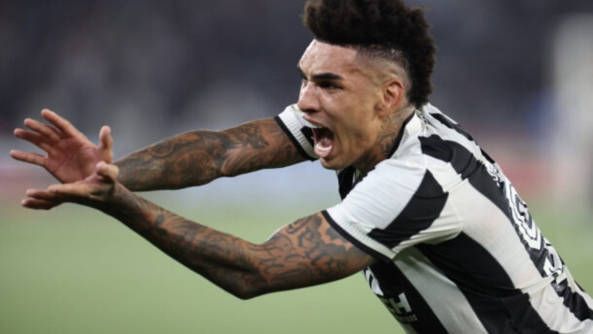 Igor Jesus, do Botafogo, explica origem da sua comemoração nos gols Igor Jesus, do Botafogo, explica origem da sua comemoração nos gols