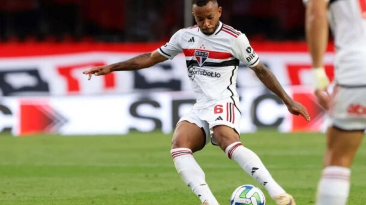 Wellington sente lesão e não viaja com São Paulo para Salvador Wellington sente lesão e não viaja com São Paulo para Salvador