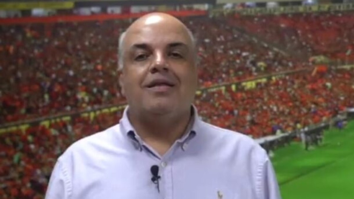 Presidente do Sport rebate ofensas de Lisca: ‘Precisa procurar um profissional’ Presidente do Sport rebate ofensas de Lisca: ‘Precisa procurar um profissional’