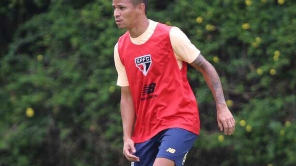 Ascensão de Erick freia retorno de Ferreira no São Paulo Ascensão de Erick freia retorno de Ferreira no São Paulo