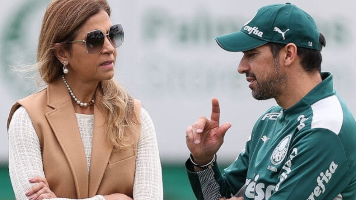 Diretoria do Palmeiras vê pressão aumentar por reforços no ataque Diretoria do Palmeiras vê pressão aumentar por reforços no ataque