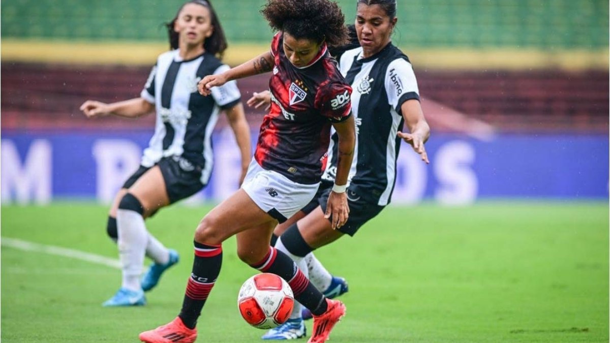 Corinthians vence o São Paulo na ida da semi do Paulistão Corinthians vence o São Paulo na ida da semi do Paulistão