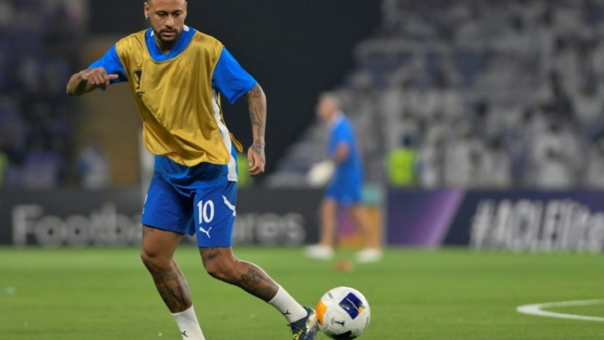 Técnico do Inter Miami não acredita na chegada de Neymar pelo limite salarial da MLS Técnico do Inter Miami não acredita na chegada de Neymar pelo limite salarial da MLS