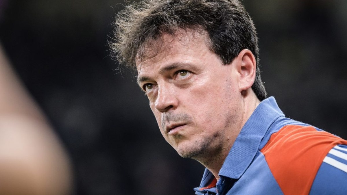 Cruzeiro tem ampla lista de pendurados para o jogo contra o Flamengo no Brasileirão Cruzeiro tem ampla lista de pendurados para o jogo contra o Flamengo no Brasileirão