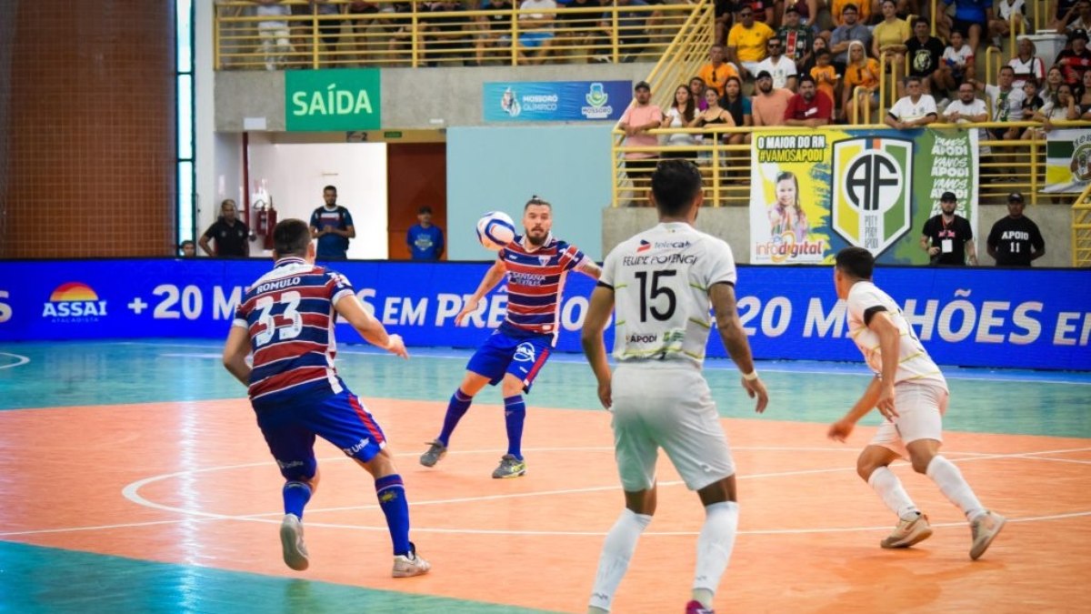 Apodi e Fortaleza empatam no jogo de ida da final do Brasileirão de Futsal Apodi e Fortaleza empatam no jogo de ida da final do Brasileirão de Futsal