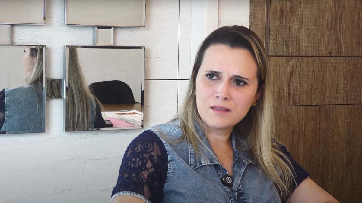 Esposa quebra silêncio sobre condenação de Robinho e ‘honra’ da família: ‘Lutar pela verdade’ Esposa quebra silêncio sobre condenação de Robinho e ‘honra’ da família: ‘Lutar pela verdade’