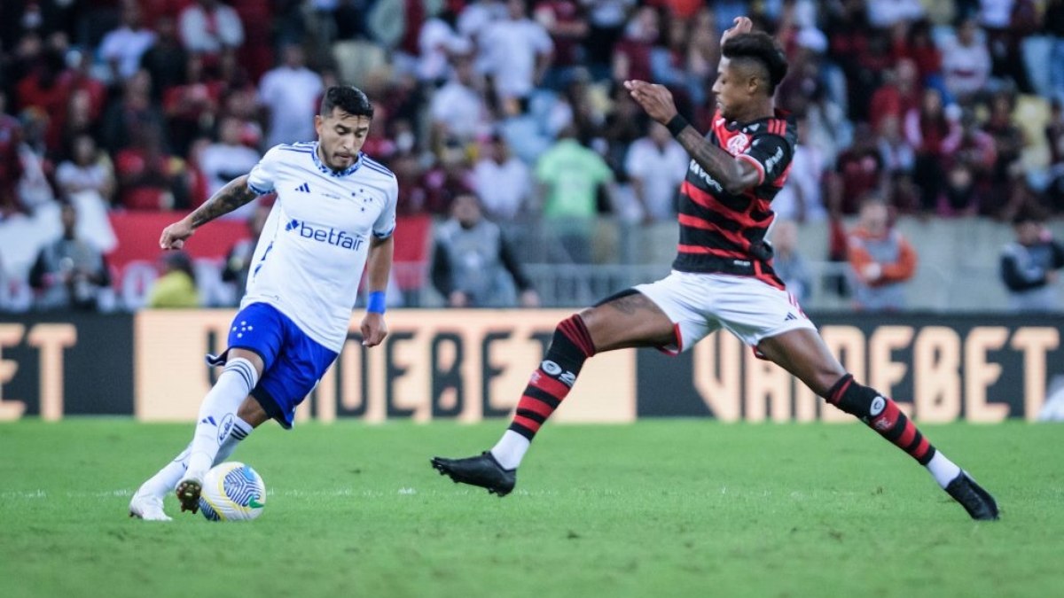 Cruzeiro recebe Flamengo nesta quarta (6) e busca primeira vitória com Diniz no Brasileirão Cruzeiro recebe Flamengo nesta quarta (6) e busca primeira vitória com Diniz no Brasileirão