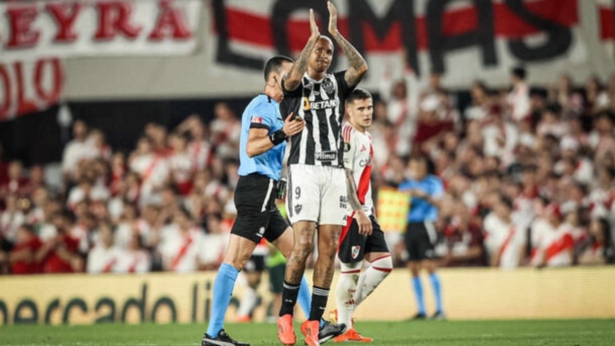 Argentina faz festa para o ‘Mineiro’; Deyvinho encanta Buenos Aires Argentina faz festa para o ‘Mineiro’; Deyvinho encanta Buenos Aires