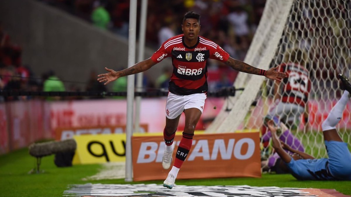 saiba como jogador reagiu ao ser acordado pela PF saiba como jogador reagiu ao ser acordado pela PF