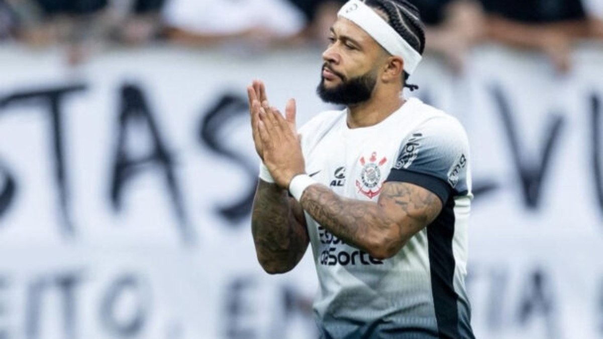 Corinthians observa sucesso do plano Depay e sonha com mais reforços Corinthians observa sucesso do plano Depay e sonha com mais reforços