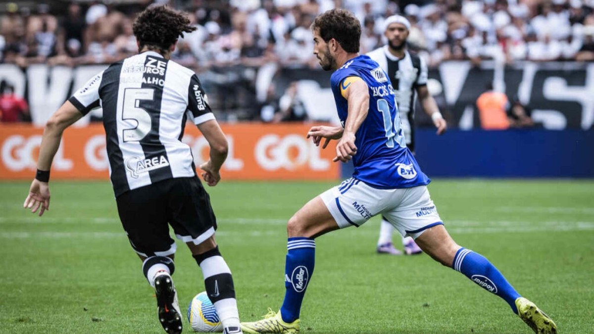 Lucas Silva diz que Cruzeiro atuou com ‘seriedade’ e projeta final: ‘Coroar trabalho’ Lucas Silva diz que Cruzeiro atuou com ‘seriedade’ e projeta final: ‘Coroar trabalho’