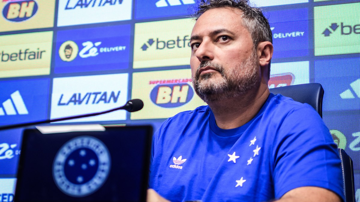 CEO do Cruzeiro se pronuncia a respeito de Gabigol, fala sobre Arias e projeta reforços CEO do Cruzeiro se pronuncia a respeito de Gabigol, fala sobre Arias e projeta reforços