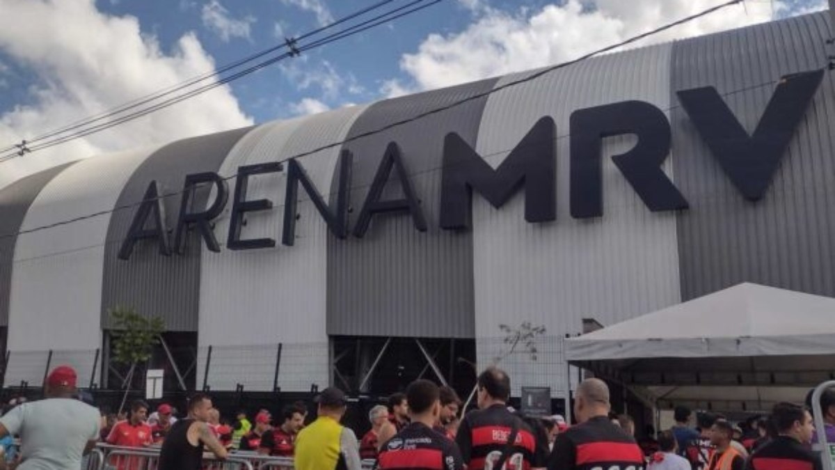 Entrada da torcida do Flamengo na Arena MRV tem atraso antes da final Entrada da torcida do Flamengo na Arena MRV tem atraso antes da final