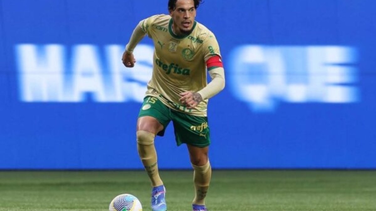 Gómez pede vitória contra o Grêmio para apagar imagem ruim do clássico Gómez pede vitória contra o Grêmio para apagar imagem ruim do clássico