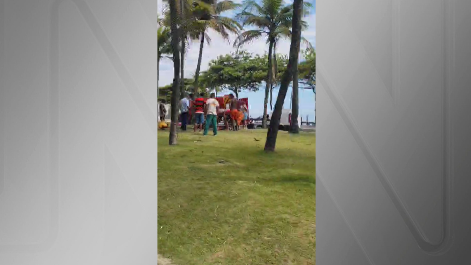 Homem é atingido por disparo ao tentar impedir assalto na Barra da Tijuca (RJ) Homem é atingido por disparo ao tentar impedir assalto na Barra da Tijuca (RJ)