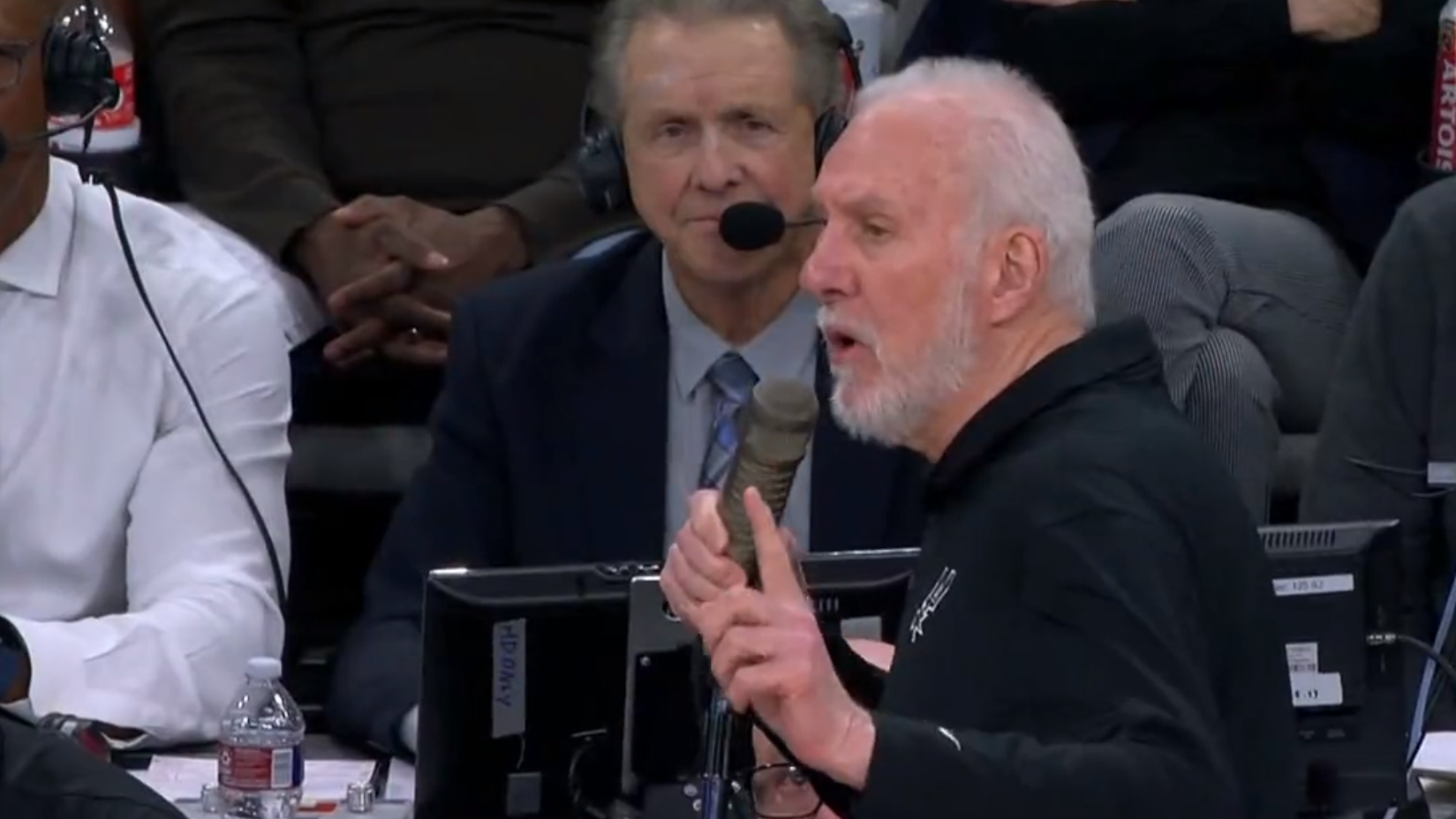 Gregg Popovich segue afastado dos Spurs devido a problema de saúde Gregg Popovich segue afastado dos Spurs devido a problema de saúde