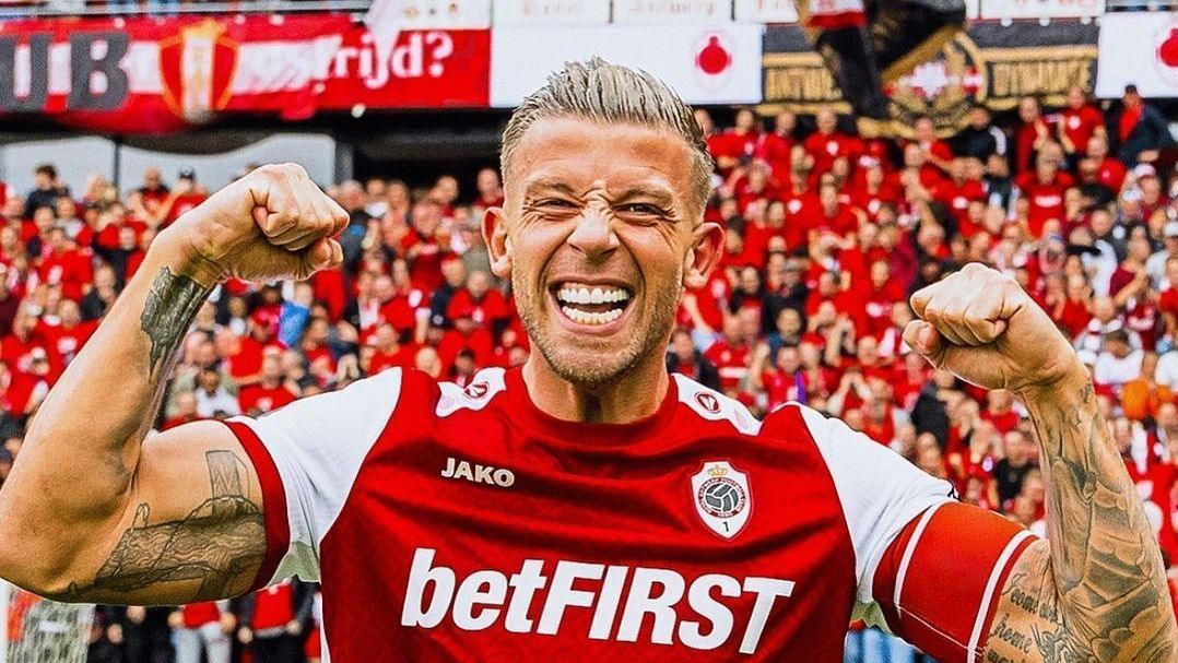 Ex-titular da Bélgica revela que ataques de pânico o afastaram da seleção Ex-titular da Bélgica revela que ataques de pânico o afastaram da seleção