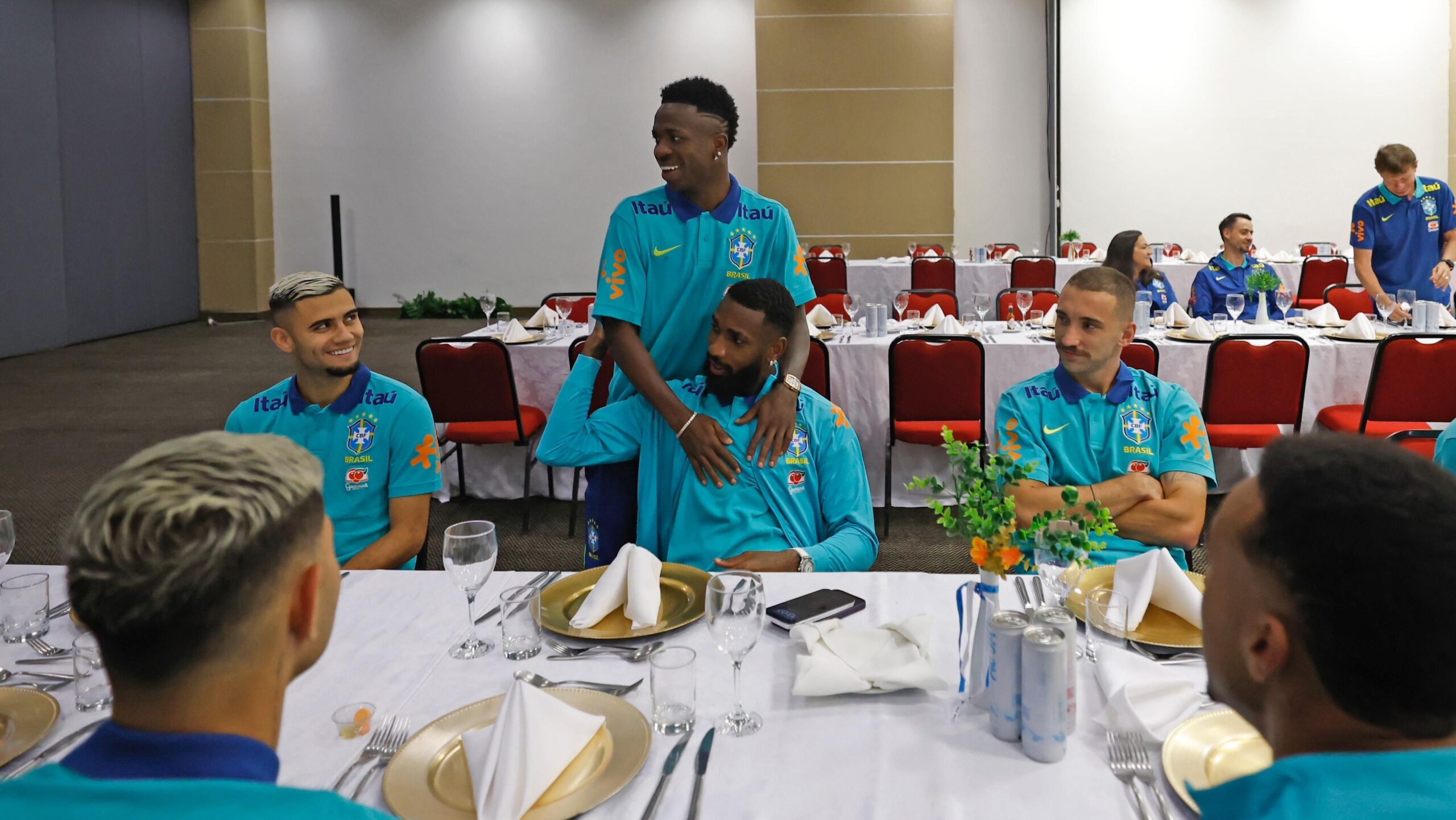 Seleção se apresenta em Belém e inicia preparação para as Eliminatórias Seleção se apresenta em Belém e inicia preparação para as Eliminatórias