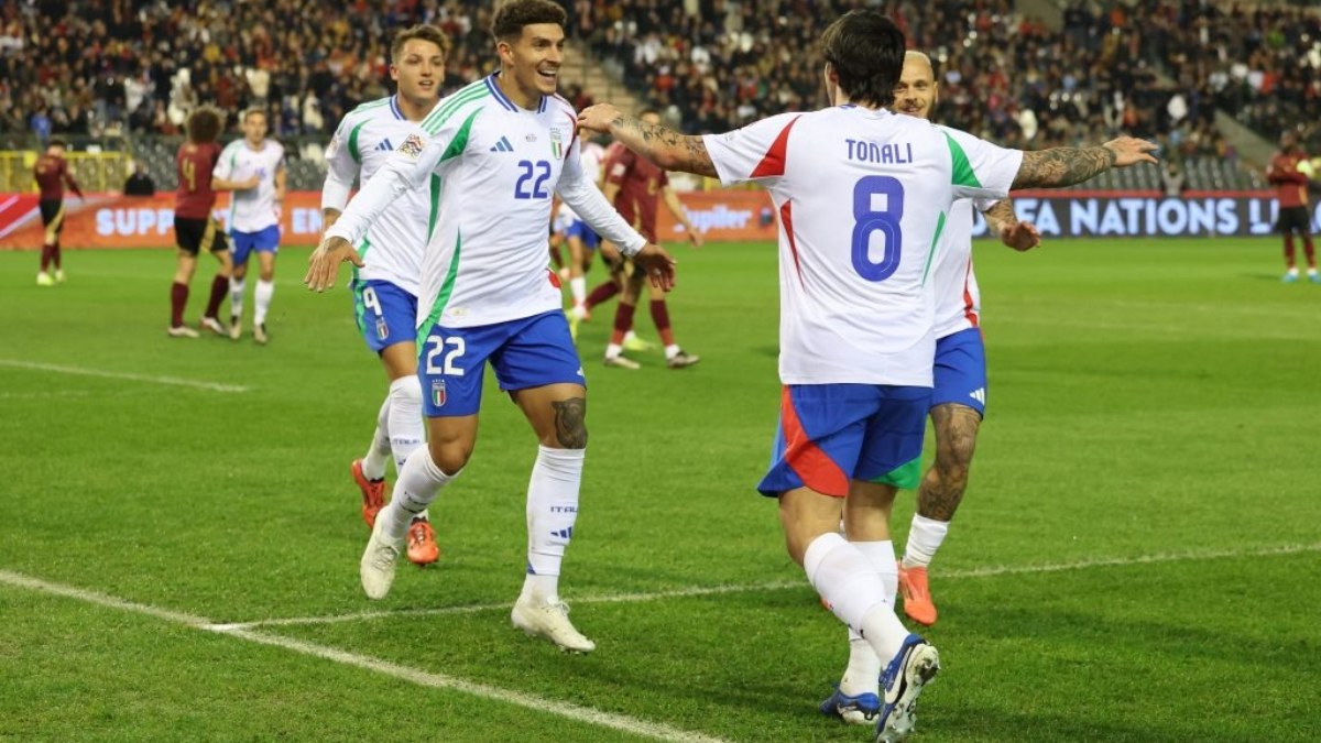 França e Itália se classificam, Inglaterra assume a liderança; confira França e Itália se classificam, Inglaterra assume a liderança; confira