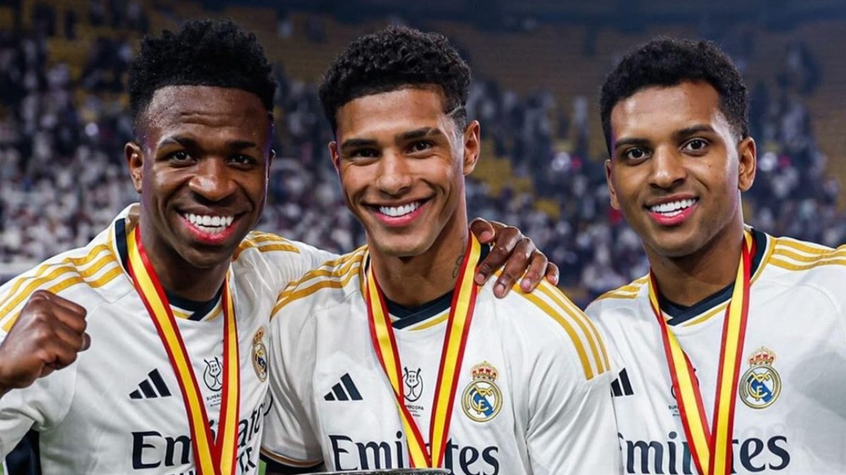 Influenciadora que traiu ex-lateral do Real Madrid publica foto com pivô de polêmica Influenciadora que traiu ex-lateral do Real Madrid publica foto com pivô de polêmica