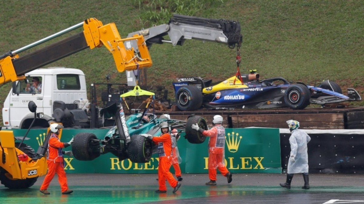 Norris (McLaren) domina pista molhada e conquista pole do GP do Brasil de F1 Norris (McLaren) domina pista molhada e conquista pole do GP do Brasil de F1