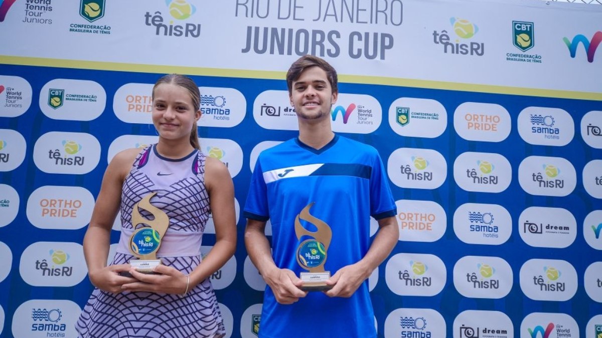 Atleta de 13 anos ergue título na Rio de Janeiro Juniors Cup na Rio Tennis Academy Atleta de 13 anos ergue título na Rio de Janeiro Juniors Cup na Rio Tennis Academy