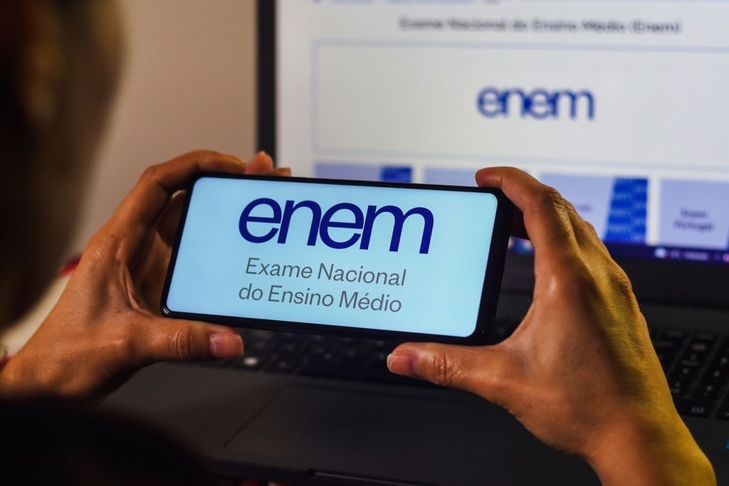 Gabarito prova azul Enem 2024: confira as primeiras respostas do 2º dia Gabarito prova azul Enem 2024: confira as primeiras respostas do 2º dia