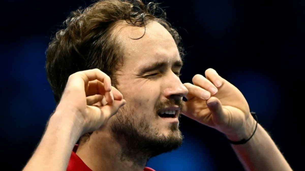 Medvedev reage e vence De Minaur no ATP Finals Medvedev reage e vence De Minaur no ATP Finals