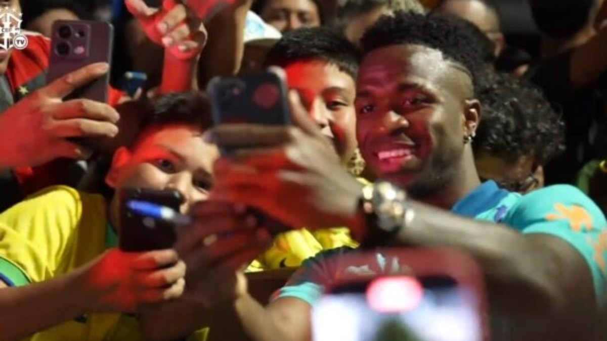 Vini Jr, Raphinha & Cia. vão ao encontro dos fãs da Seleção Brasileira em Belém Vini Jr, Raphinha & Cia. vão ao encontro dos fãs da Seleção Brasileira em Belém