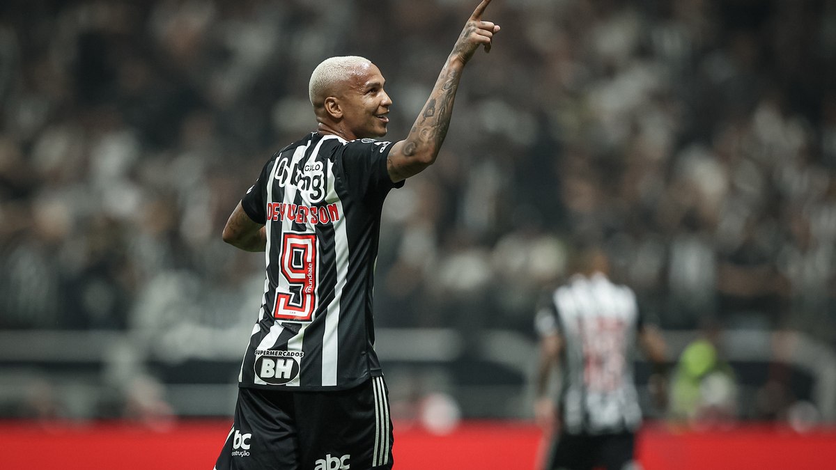 Herói do Atlético na Liberta, Deyverson não pode jogar a final da Copa do Brasil; entenda Herói do Atlético na Liberta, Deyverson não pode jogar a final da Copa do Brasil; entenda