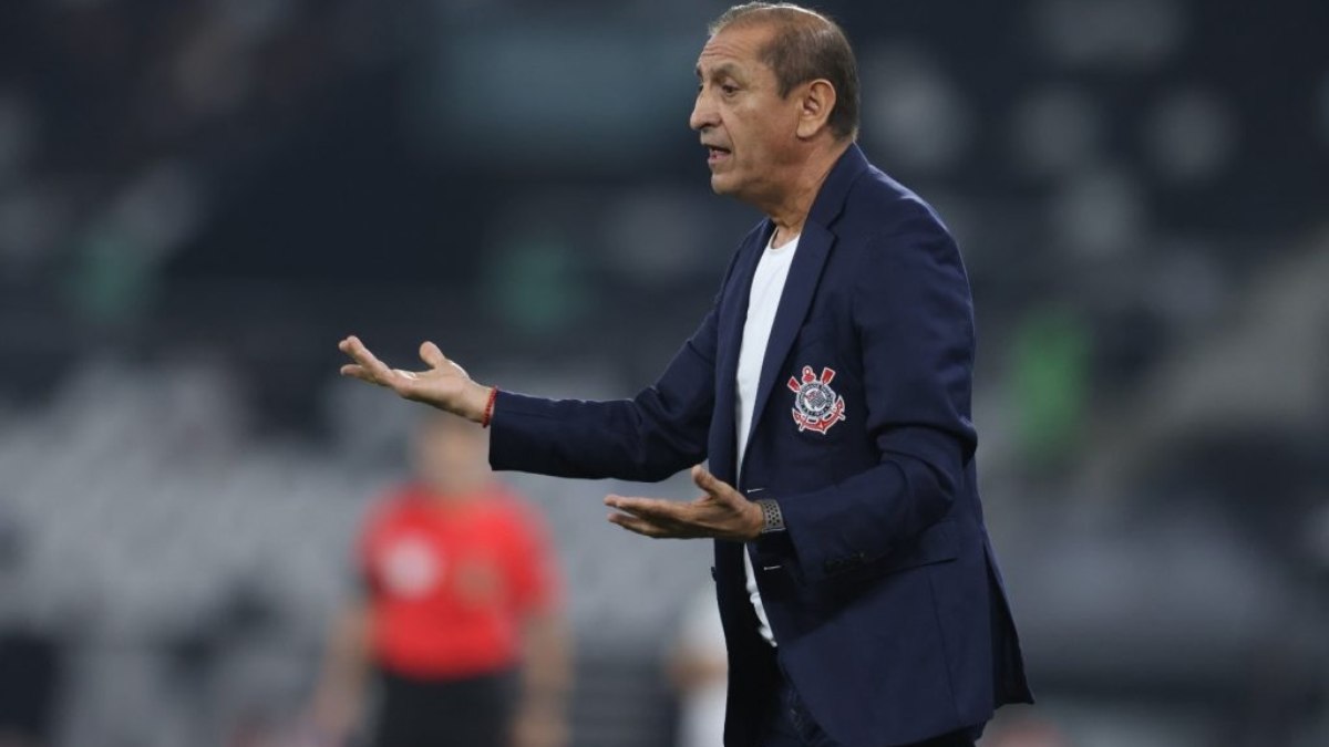 Ramón comemora vitória em clássico contra o Palmeiras e elogia equipe: “Está respondendo” Ramón comemora vitória em clássico contra o Palmeiras e elogia equipe: “Está respondendo”