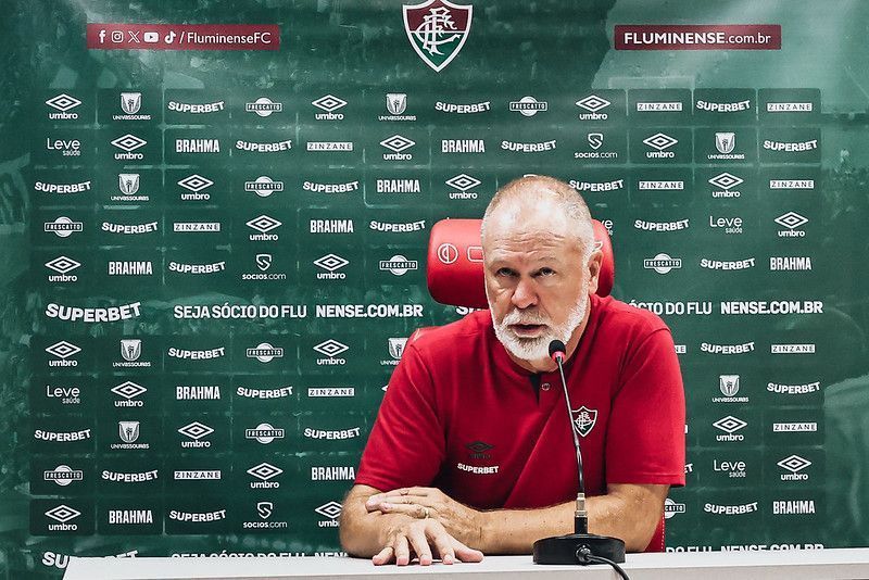 “Quem está no Fluminense não precisa ser motivado“, afirmou Mano sobre a luta contra o rebaixamento “Quem está no Fluminense não precisa ser motivado“, afirmou Mano sobre a luta contra o rebaixamento