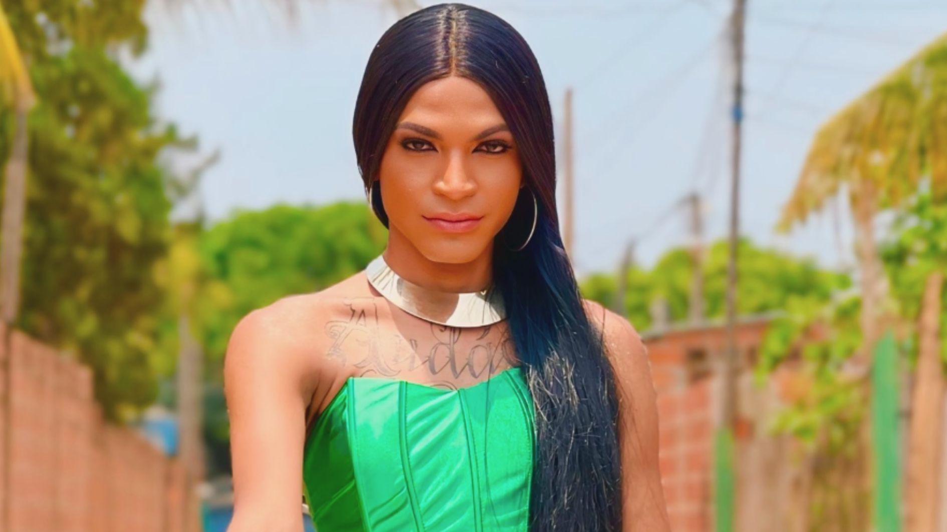 Cantora trans é encontrada decapitada e com pés e mãos amarrados em Mato Grosso Cantora trans é encontrada decapitada e com pés e mãos amarrados em Mato Grosso